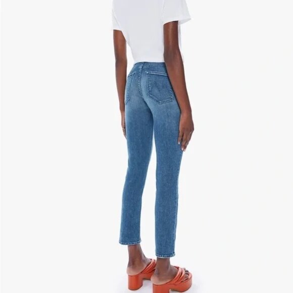 MOTHER The Mid Rise Dazzler Ankle Jeans - Picture 3 of 4